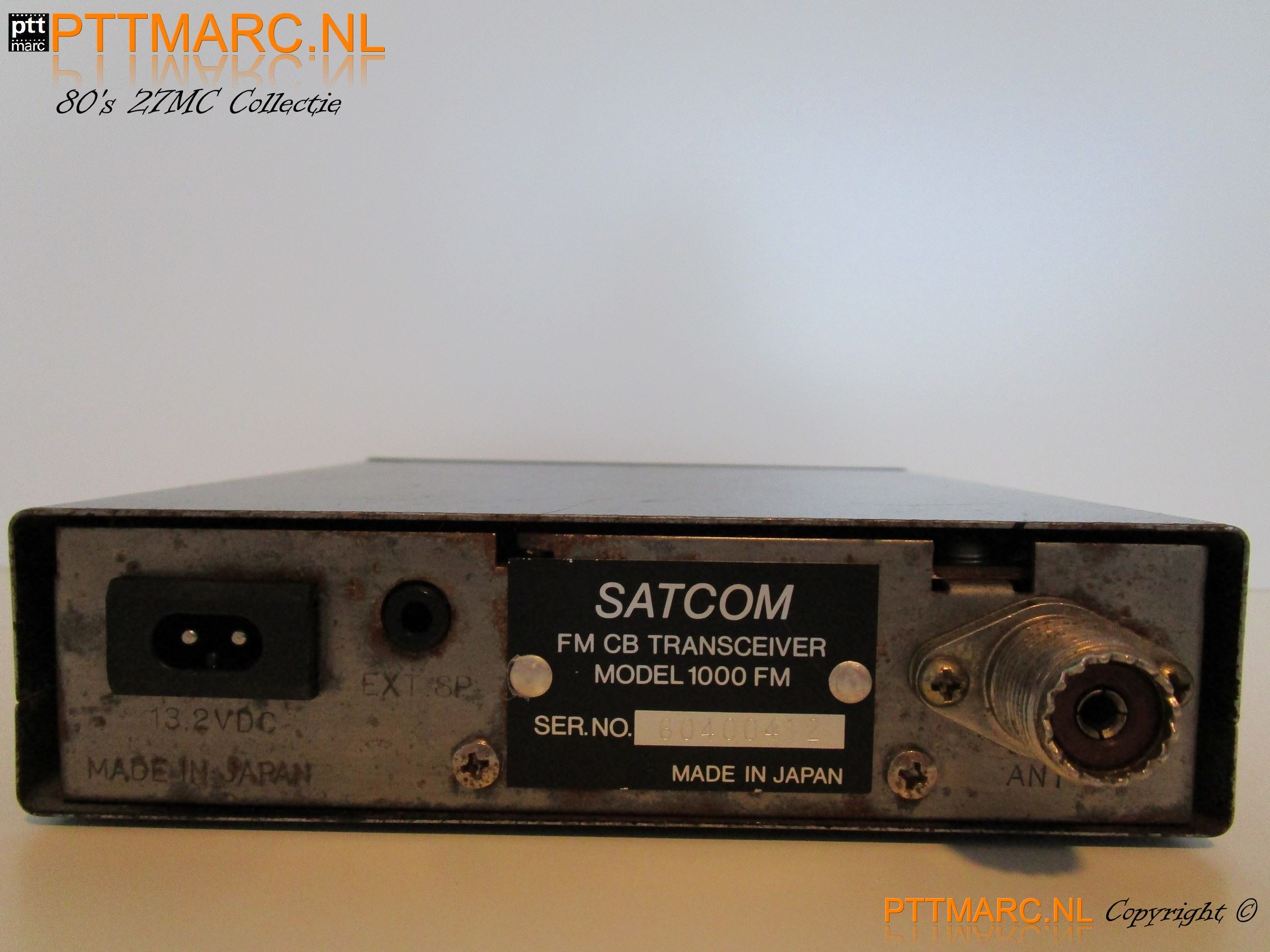 SATCOM 1000 FM (achterkant)